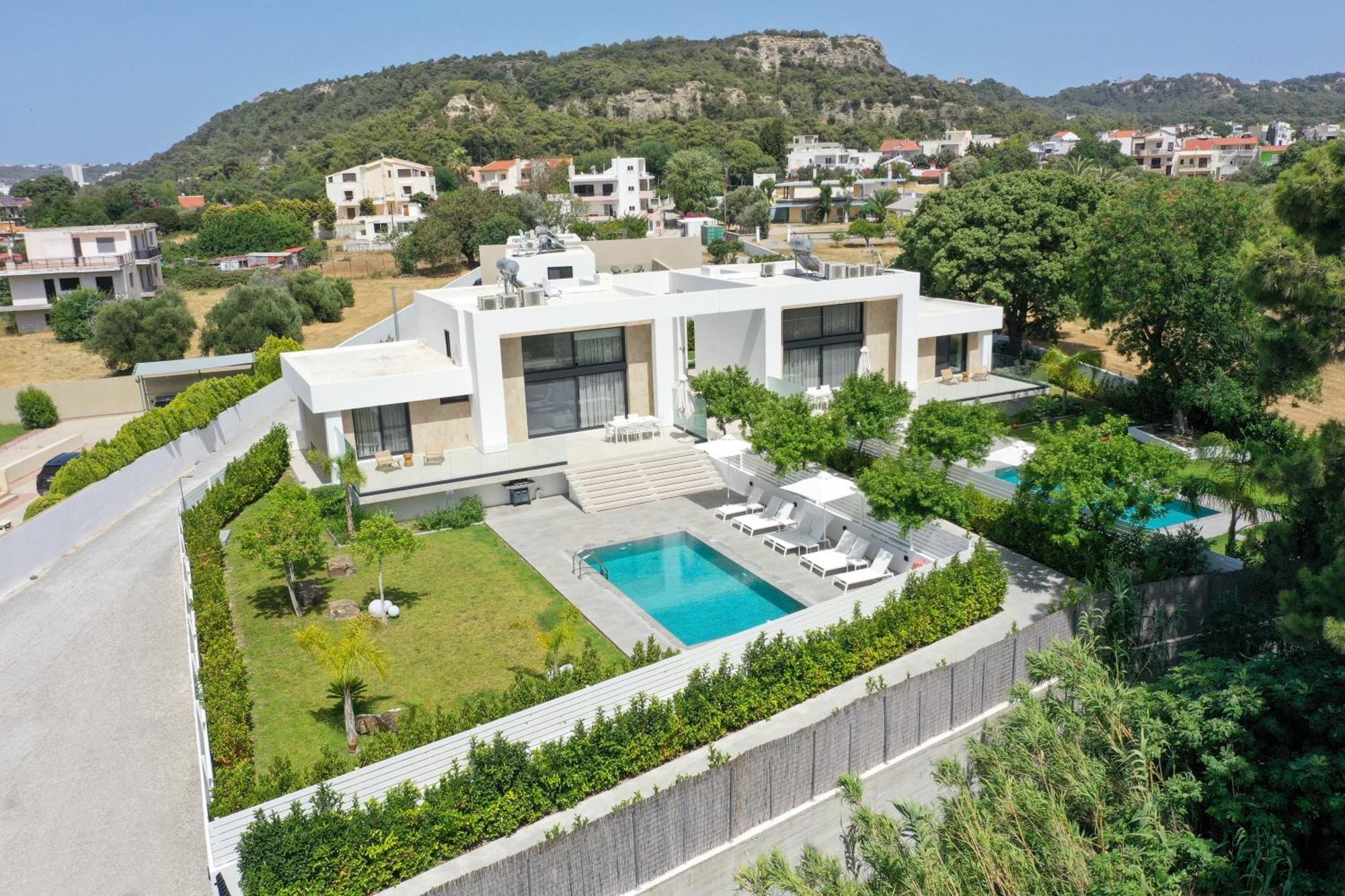 Aurum Villa